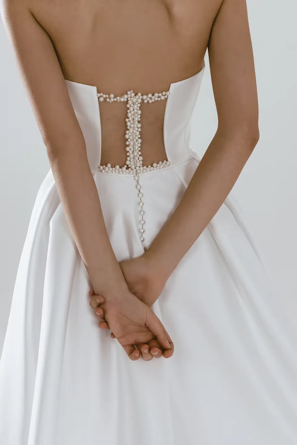 Abito da sposa Atelier Tussàh linea Futura modello Luisa